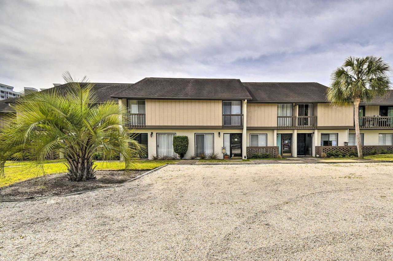 Myrtle Beach Abode With Seasonal Pool And Lake View! Βίλα Εξωτερικό φωτογραφία